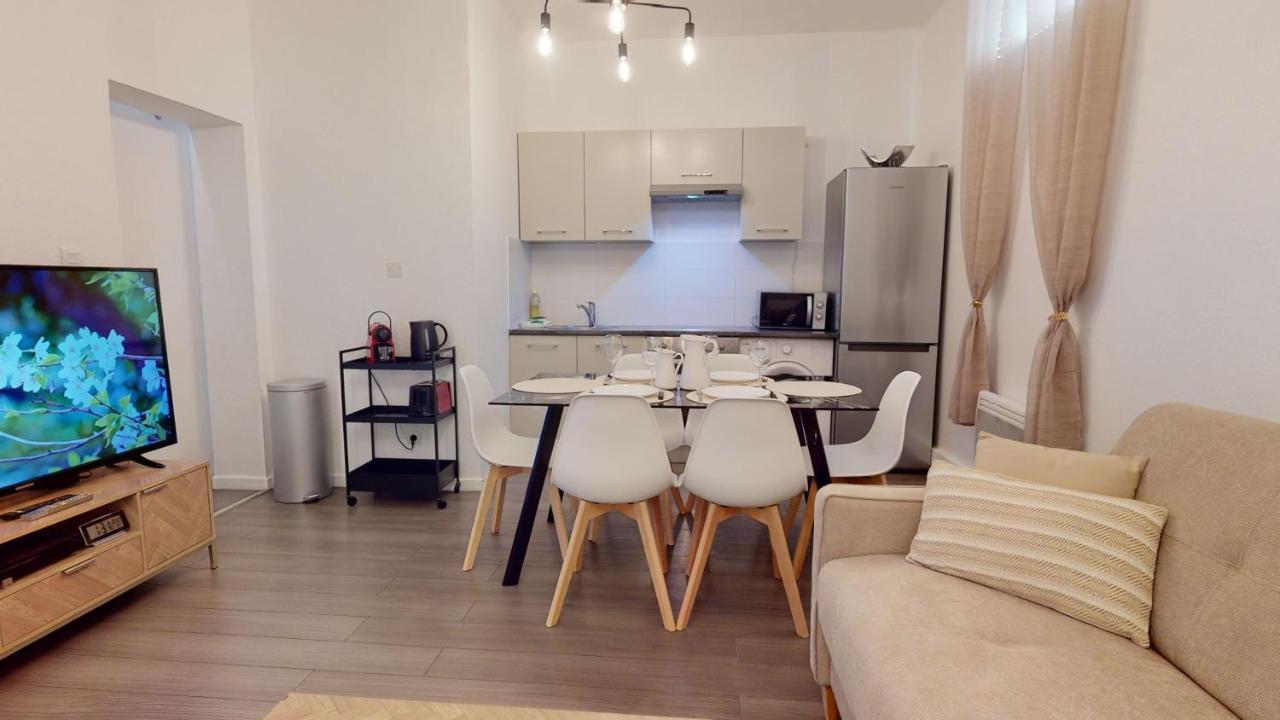 Le Beau Bourg *** Apartment Strasbourg Exterior foto